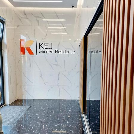 Kej Danube Lux Free Garage Lejlighed Novi Sad Eksteriør billede