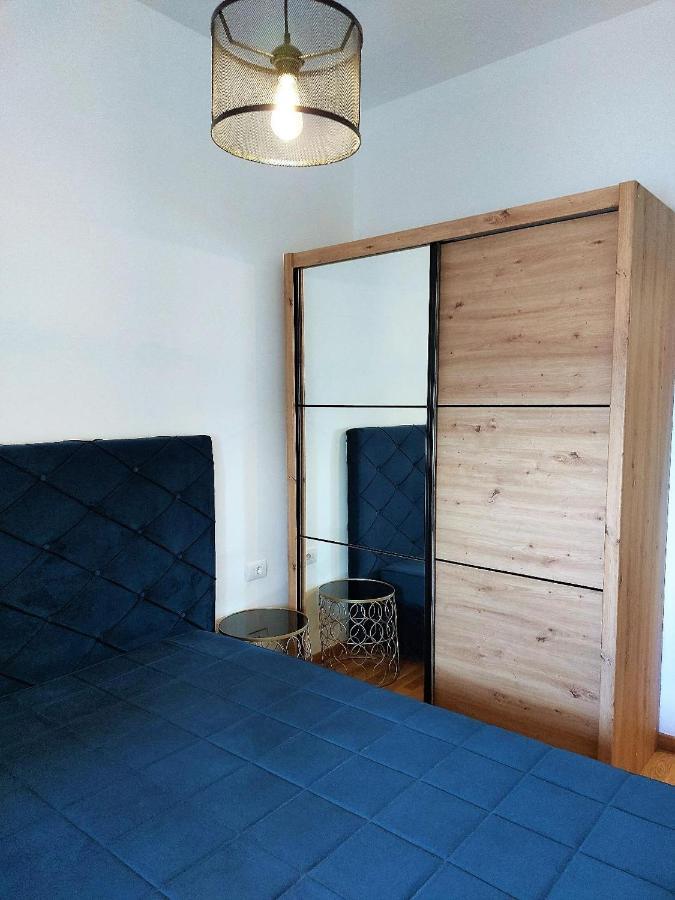 Kej Danube Lux Free Garage Lejlighed Novi Sad Eksteriør billede